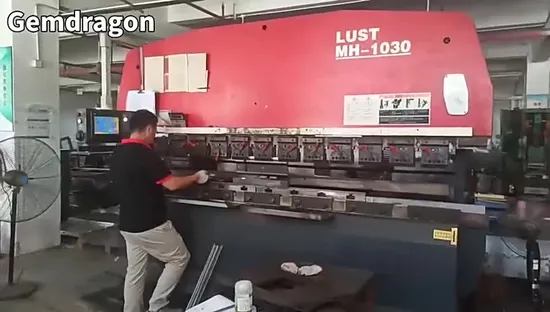 Super Thin 120mm Waterproof Kiosk Outdoor LCD Totem Vertical LCD Advertising TV